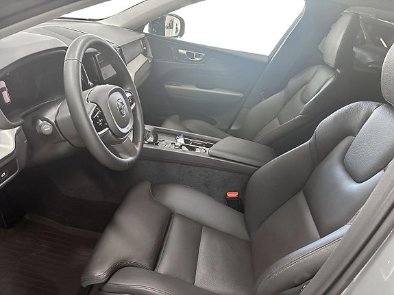 Volvo XC60 6 of 15