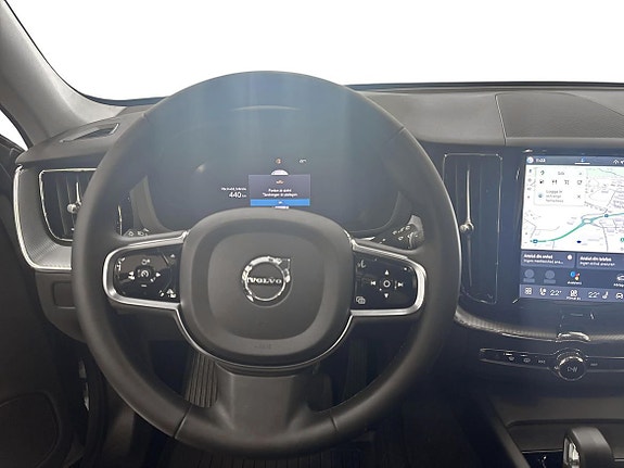 Volvo XC60 9 of 15