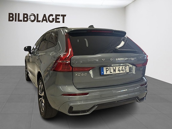 Volvo XC60 3 of 5