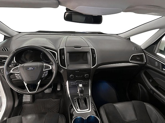 Ford S-MAX 8 of 17