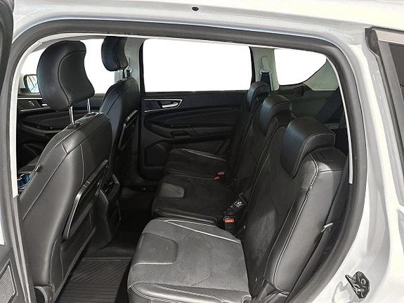 Ford S-MAX 7 of 17