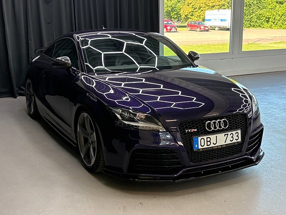 Audi TT RS 2 of 5