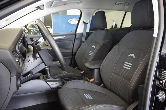 Ford Focus 7 of 19