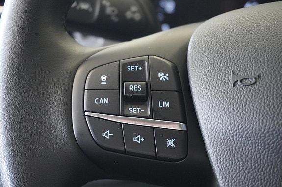Ford Focus 12 of 19