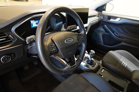 Ford Focus 12 of 18