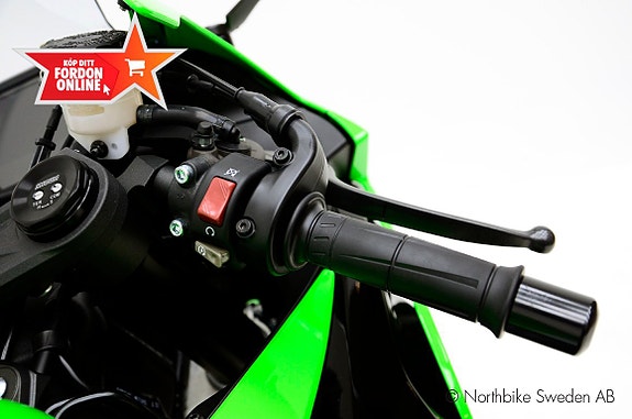 Kawasaki ZX-6R 9 of 11