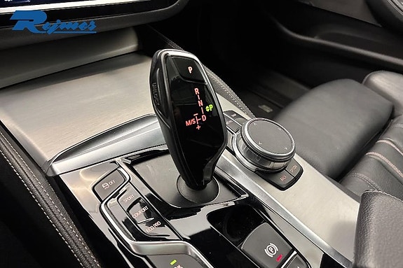 BMW 530i 17 of 23