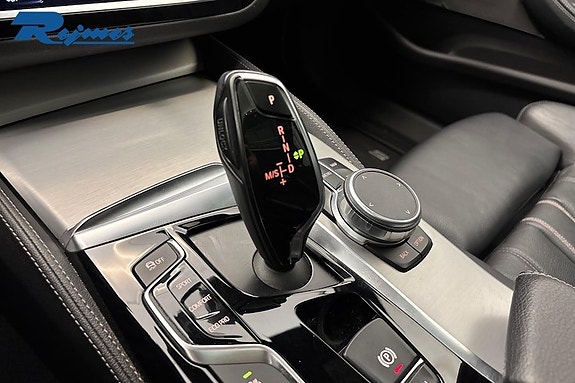 BMW 530i 17 of 23