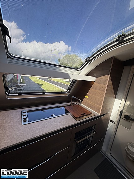Adria ALPINA 663 HT 4 of 14
