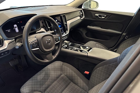 Volvo V60 8 of 21
