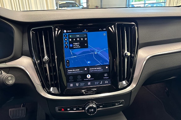 Volvo V60 17 of 21