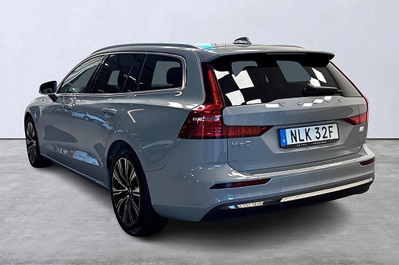 Volvo V60 4 of 5