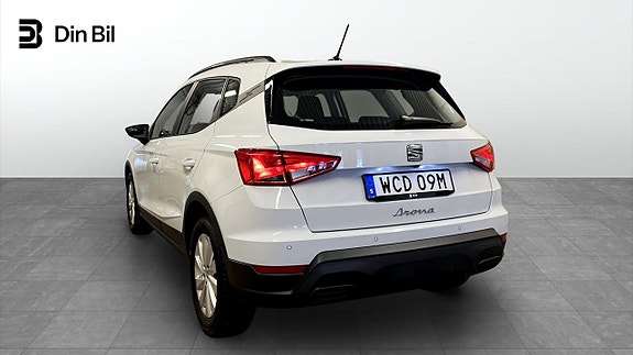 Seat Arona 3 of 18