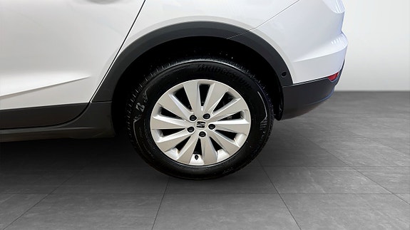 Seat Arona 6 of 18