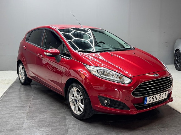 Ford Fiesta 2 of 5