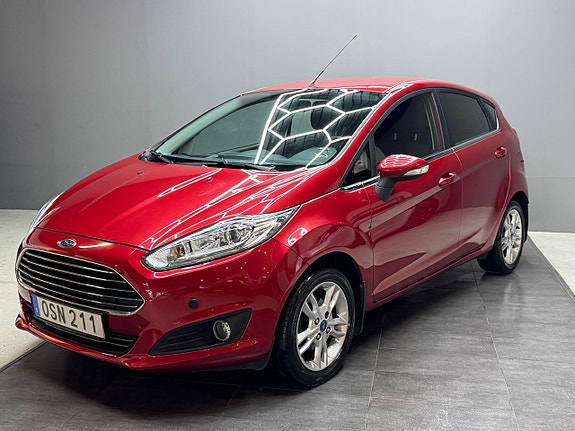 Ford Fiesta 3 of 5