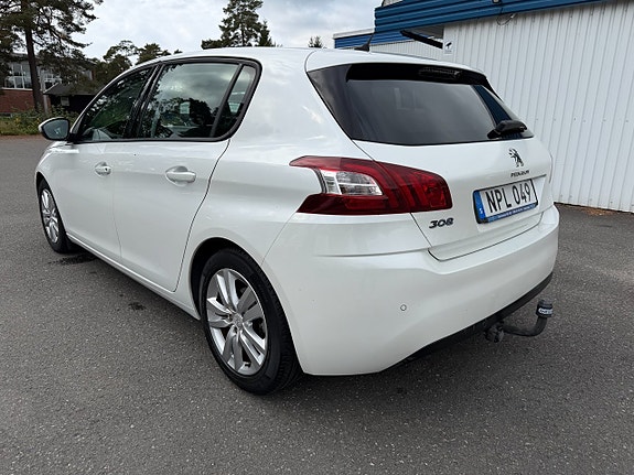Peugeot 308 5 of 17