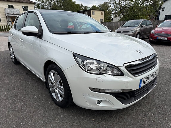 Peugeot 308 10 of 17