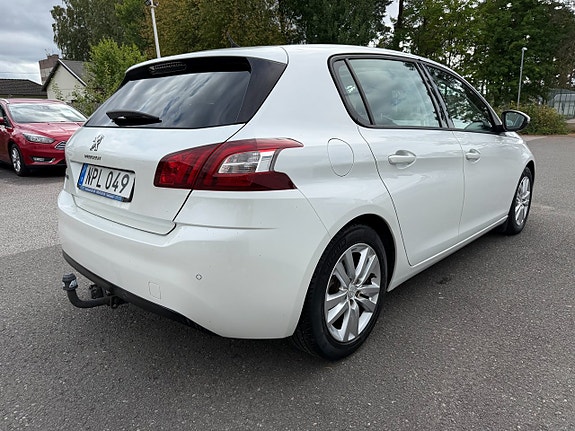 Peugeot 308 6 of 17