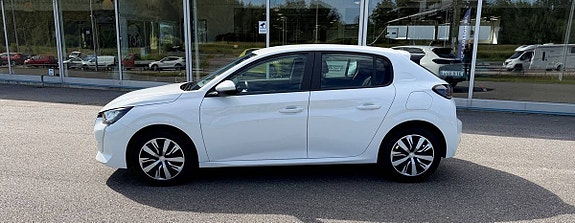 Peugeot 208 3 of 5