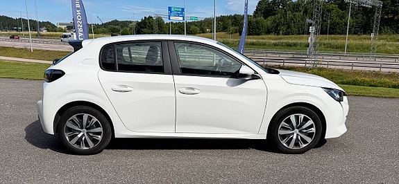 Peugeot 208 4 of 5