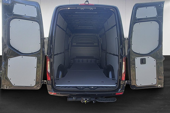 Mercedes-Benz Sprinter 319 14 of 14