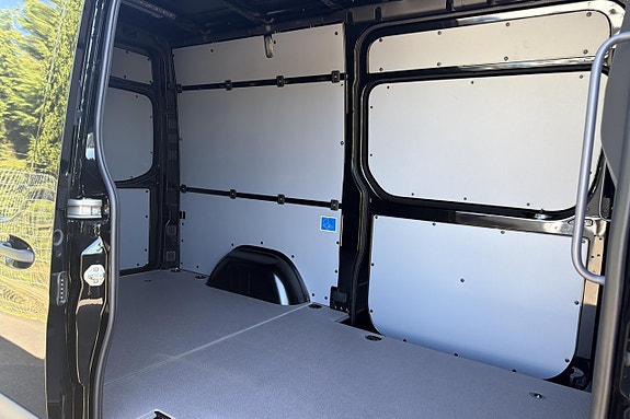 Mercedes-Benz Sprinter 319 10 of 14