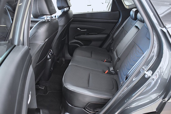 Hyundai Tucson 8 of 19