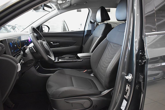Hyundai Tucson 7 of 19