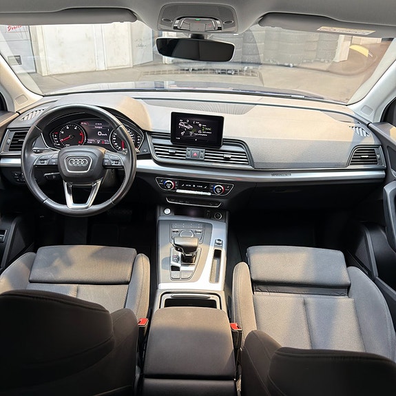 Audi Q5 10 of 13