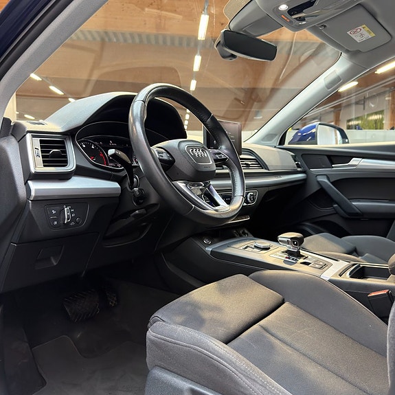 Audi Q5 9 of 13