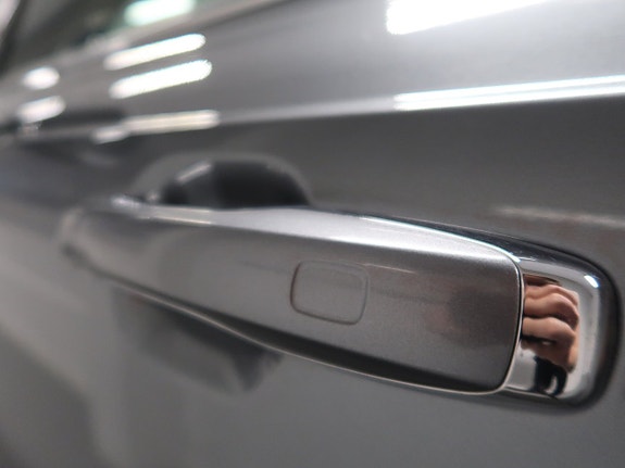 Volvo XC90 18 of 30
