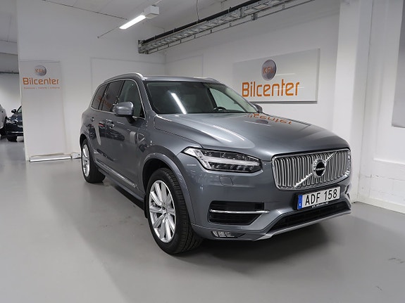Volvo XC90 3 of 30