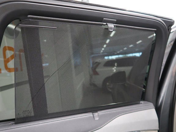 Volvo XC90 26 of 30