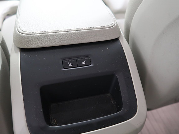 Volvo XC90 27 of 30