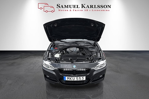 BMW 320d 9 of 17