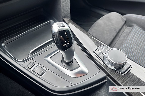 BMW 320d 16 of 17