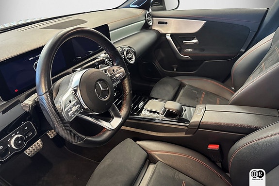 Mercedes-Benz CLA220 7 of 17