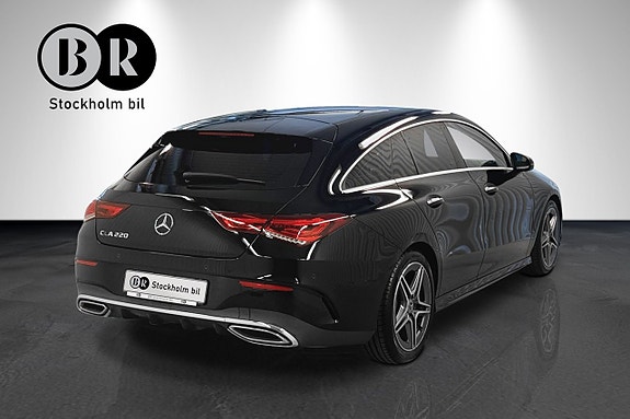 Mercedes-Benz CLA220 3 of 5