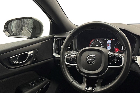 Volvo V60 19 of 30