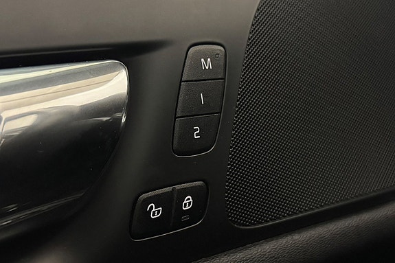 Volvo V60 15 of 30
