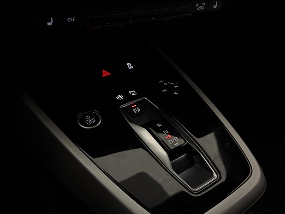 Audi Q4 e-tron 24 of 30