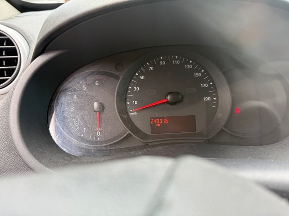Renault Kangoo Express 5 of 5