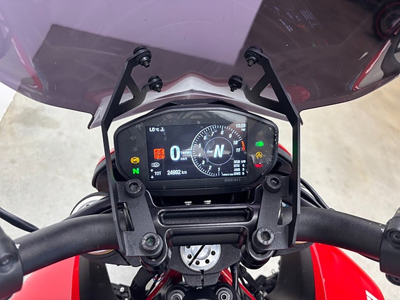 Ducati Hypermotard 950 SP *Sommarkampanj* 10 of 10