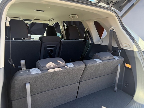Nissan X-Trail 9 of 19