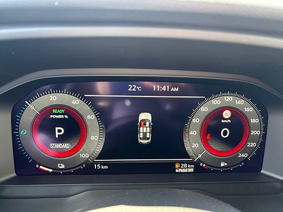 Nissan X-Trail 13 of 19