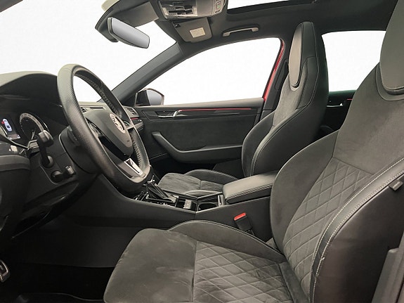 Skoda Superb 12 of 30
