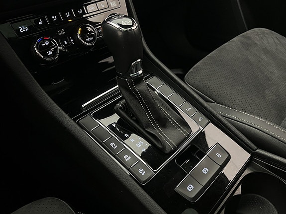 Skoda Superb 23 of 30