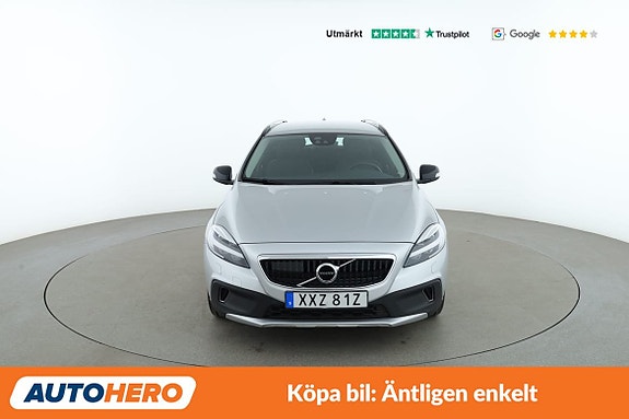 Volvo V40 Cross Country 9 of 30