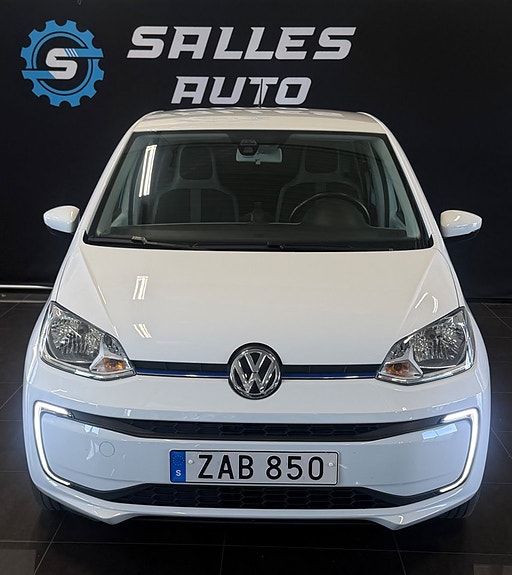 Volkswagen e-Up! 3 of 5